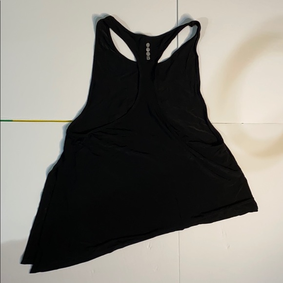 Bench shear workout tank - Picture 2 of 3